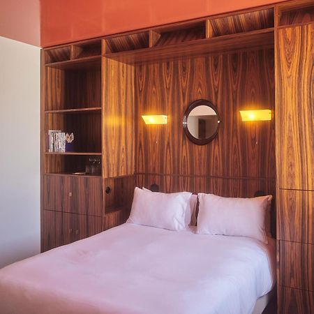 Hotel Present - Entree Autonome, Reception En Ligne - Encore Mieux Арль Екстер'єр фото
