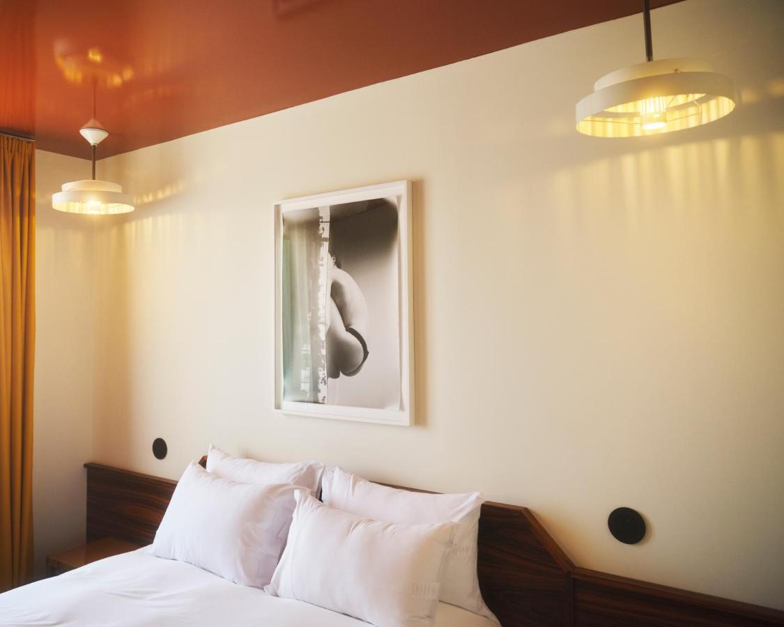 Hotel Present - Entree Autonome, Reception En Ligne - Encore Mieux Арль Екстер'єр фото